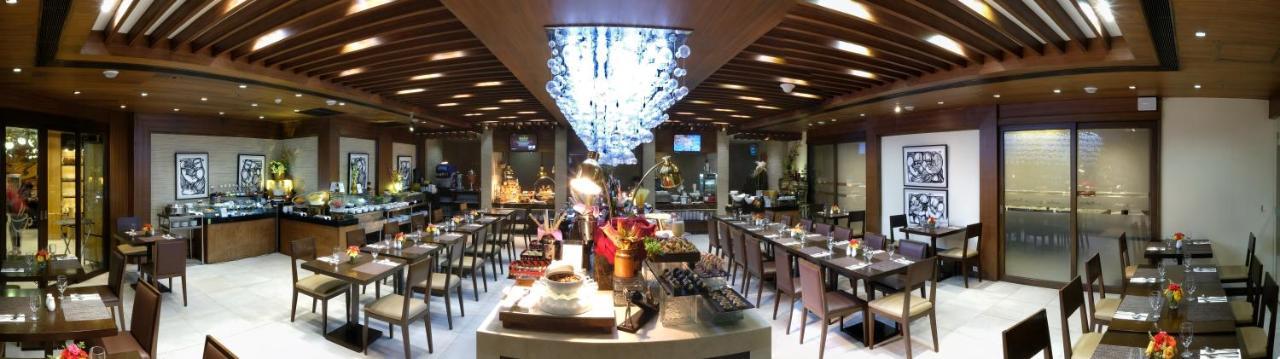 Golden Prince Hotel & Suites Cebu Екстер'єр фото